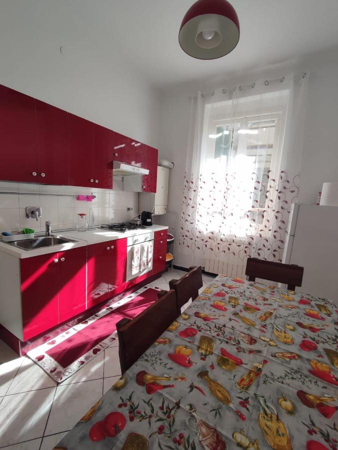 Lucia Appartamento Uso Esclusivo - Aeroporto Genova Sestri Ponente Ngoại thất bức ảnh